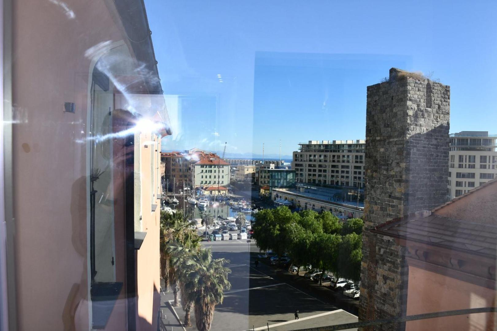 Via Pia 29-7 Apartment Savona Bagian luar foto